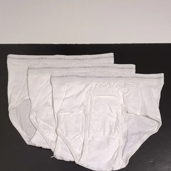 Vtg Hanes Classic White Men's Briefs Size 34- 3 Pack - Picture 4 of 6